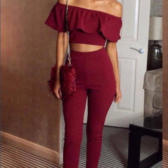 Women’s Ruffle Crop Top 2piece Set - Picture 2 of 4